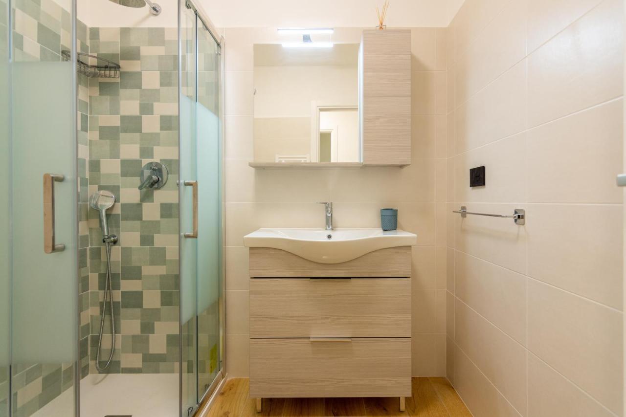 Italianflat - Vittoria Suite Милано Екстериор снимка