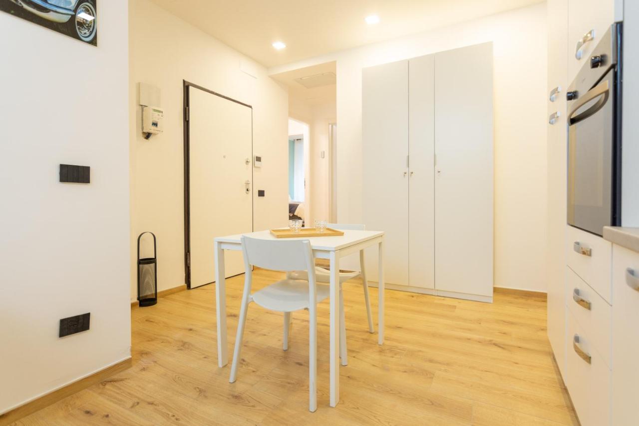Italianflat - Vittoria Suite Милано Екстериор снимка